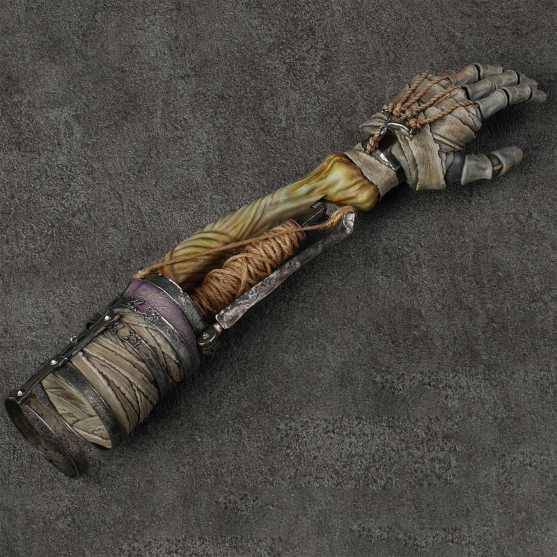 SEKIRO: SHADOWS DIE TWICE Shinobi Prosthetic 1/2 Scale Replica